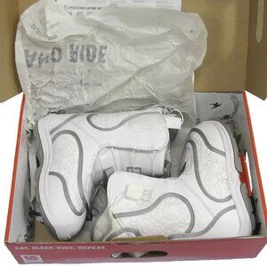 New Burton Emerald Smalls Snowboard Boots!  White  For Big Girls or Small Women